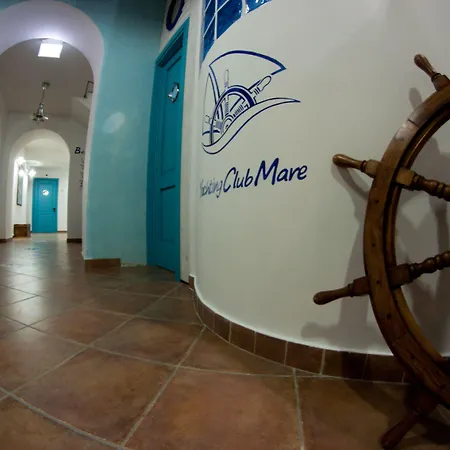 Yachting Club Mare Hotel 3*