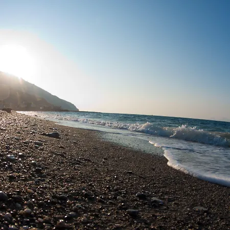 Yachting Club Mare Hotel