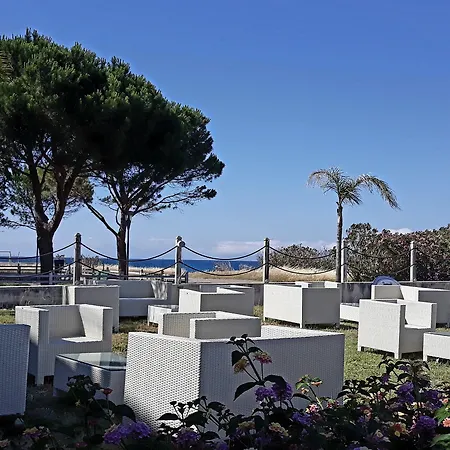 Yachting Club Mare 3*